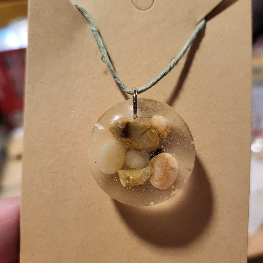 ✌️Minnesota River Rock necklace✌️